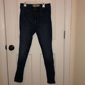 Hollister Super Skinny High Rise jeans